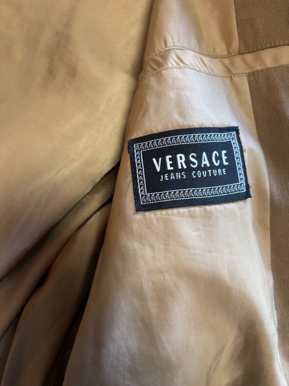 ジャンパー（古着・ファッション）の商品画像 - 査定依頼日：2026年1月9日 - 最高査定価格：2,000円