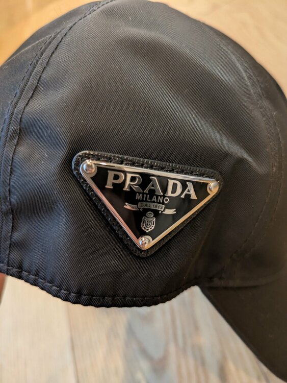 プラダ  （ブランドバッグ）の商品画像 - 査定依頼日：2026年4月7日 - 最高査定価格：40,000円