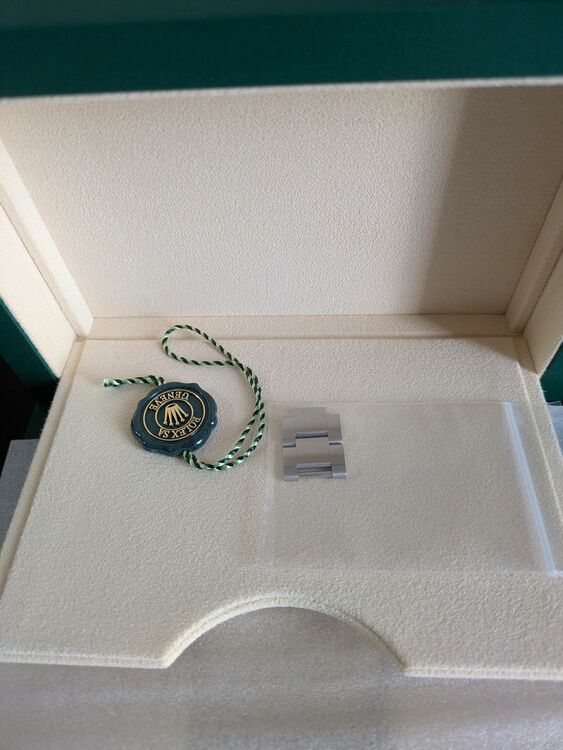 エクスプローラーⅡ （高級時計）の商品画像 - 査定依頼日：2025年11月28日 - 最高査定価格：1,580,000円