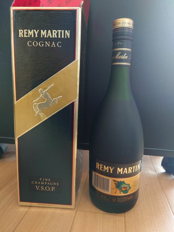 ブランデー レミーマルタン （お酒）の商品画像 - 査定依頼日：2025年6月24日 - 最高査定価格：2,500円