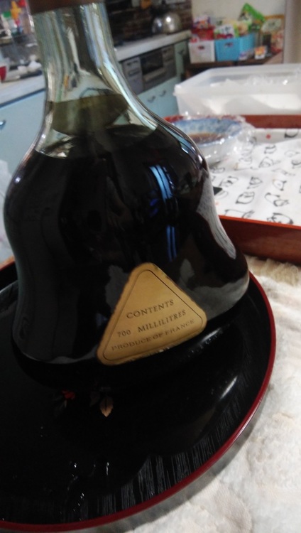 ヘネシーxo（お酒）の商品画像 - 査定依頼日：2025年6月22日 - 最高査定価格：18,000円