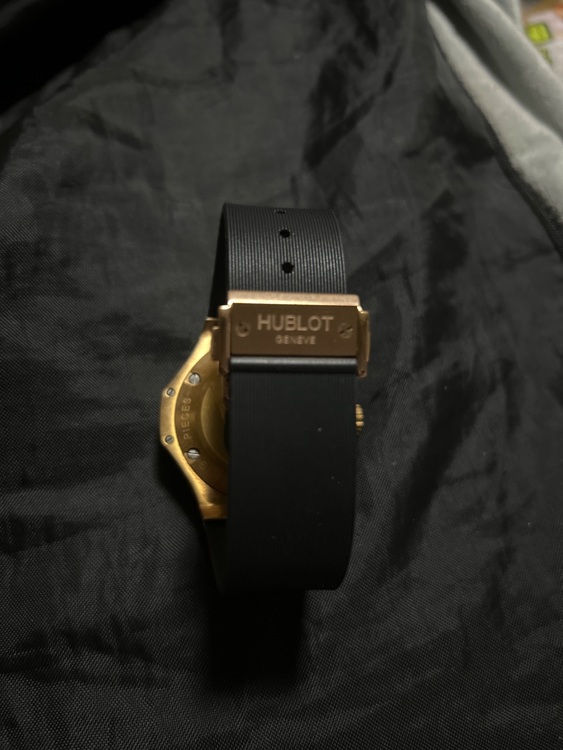 ウブロ ビックバン （高級時計）の商品画像 - 査定依頼日：2025年10月5日 - 最高査定価格：1,450,000円