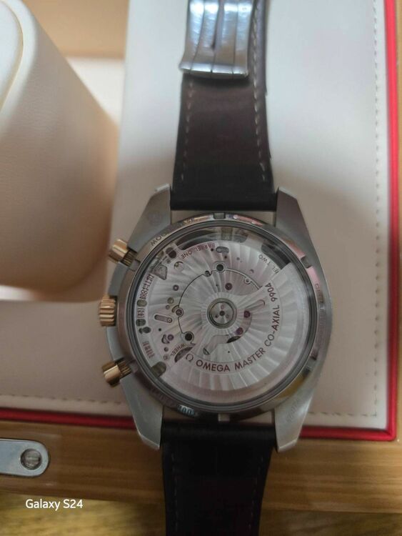 オメガ スピードマスター （高級時計）の商品画像 - 査定依頼日：2025年9月19日 - 最高査定価格：1,220,000円