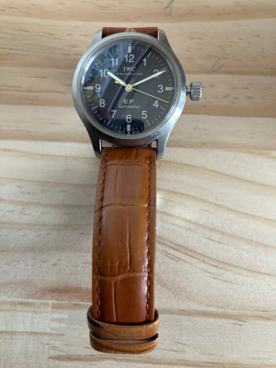 IWCパイロットウォッチ マーク12EFイタリア限定モデル（高級時計）の商品画像 - 査定依頼日：2025年5月9日 - 最高査定価格：100,000円