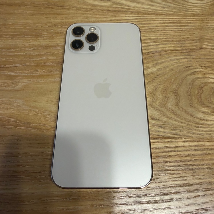 iPhone iPhone 12 Pro 128GB SIMフリー（スマホ）の商品画像 - 査定依頼日：2026年8月20日 - 最高査定価格：28,500円