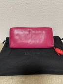ロエベ　長財布（ブランド財布・小物）の商品画像 - 査定依頼日：2022年8月6日 - 最高査定価格：5,000円