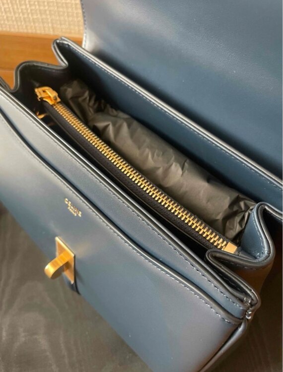 セリーヌセーズ（ブランドバッグ）の商品画像 - 査定依頼日：2025年1月4日 - 最高査定価格：250,000円