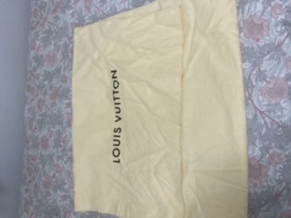 ラスパイル　m40608（ブランドバッグ）の商品画像 - 査定依頼日：2022年5月21日 - 最高査定価格：100,000円