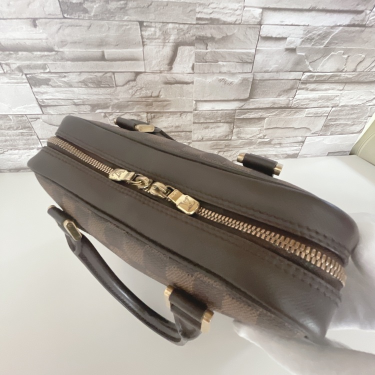 ブレラ（ブランドバッグ）の商品画像 - 査定依頼日：2025年10月23日 - 最高査定価格：90,000円