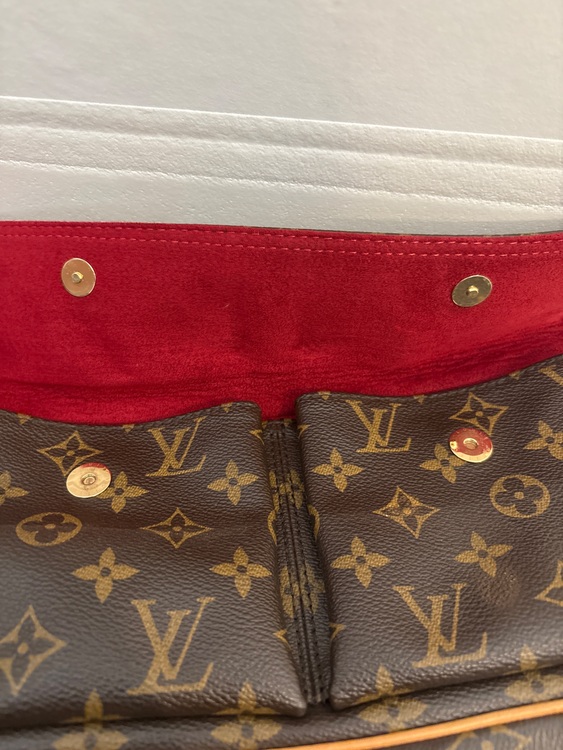 ショルダーバッグ（ブランドバッグ）の商品画像 - 査定依頼日：2025年8月30日 - 最高査定価格：100,000円