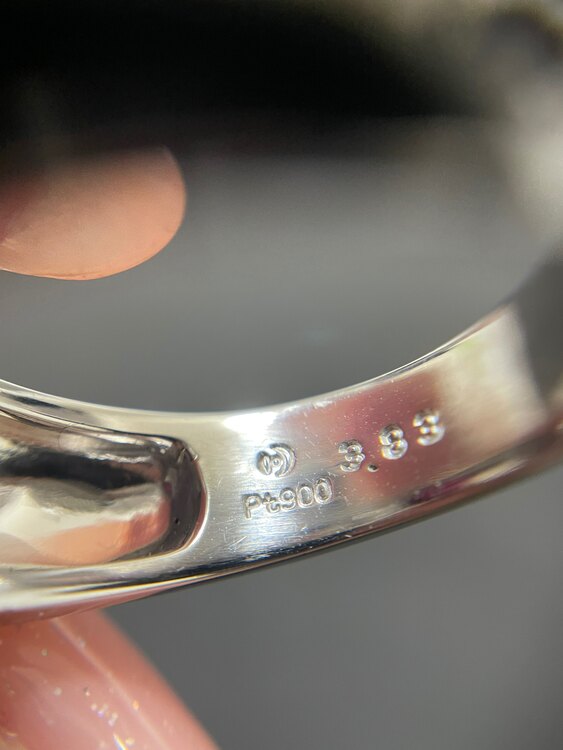 タサキリング　ガーネット（宝石）の商品画像 - 査定依頼日：2025年3月13日 - 最高査定価格：50,000円