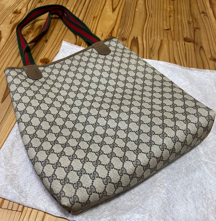オールドグッチ　トートバッグ（ブランドバッグ）の商品画像 - 査定依頼日：2026年10月4日 - 最高査定価格：100,000円