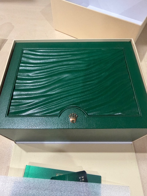 ディープシー（高級時計）の商品画像 - 査定依頼日：2026年1月13日 - 最高査定価格：2,400,000円