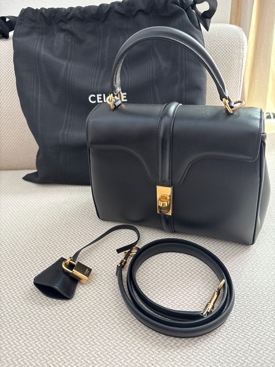 セリーヌ  （ブランドバッグ）の商品画像 - 査定依頼日：2025年6月5日 - 最高査定価格：250,000円