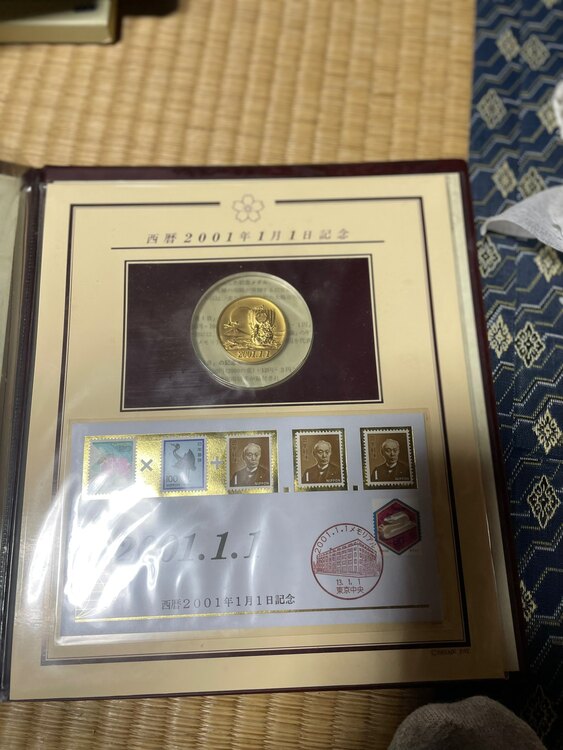 2001年1月1日純金製41.5g記念メダル（金・貴金属）の商品画像 - 査定依頼日：2025年1月4日 - 最高査定価格：596,000円