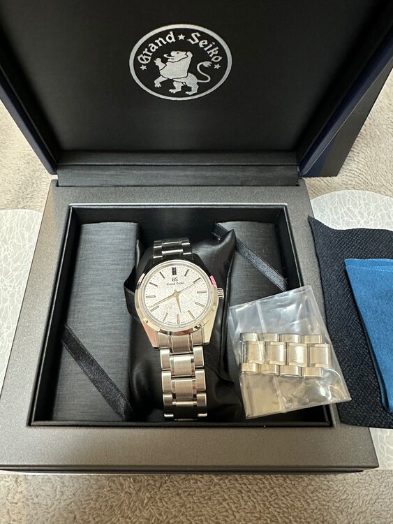Heritage Collection 44GS 55周年記念限定モデル（高級時計）の商品画像 - 査定依頼日：2025年3月4日 - 最高査定価格：550,000円