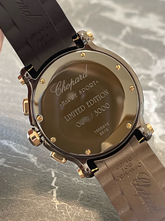 3000本限定ハッピースポーツ（高級時計）の商品画像 - 査定依頼日：2026年3月21日 - 最高査定価格：1,250,000円