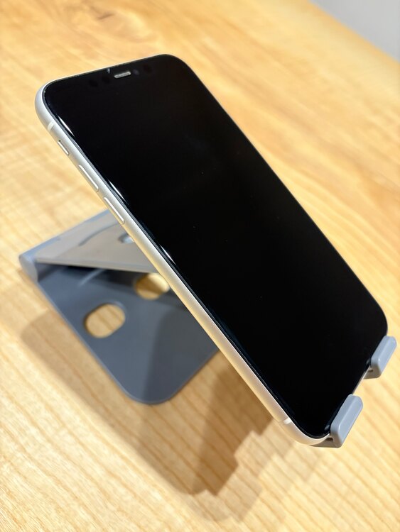 iPhone11（スマホ）の商品画像 - 査定依頼日：2025年3月17日 - 最高査定価格：18,000円