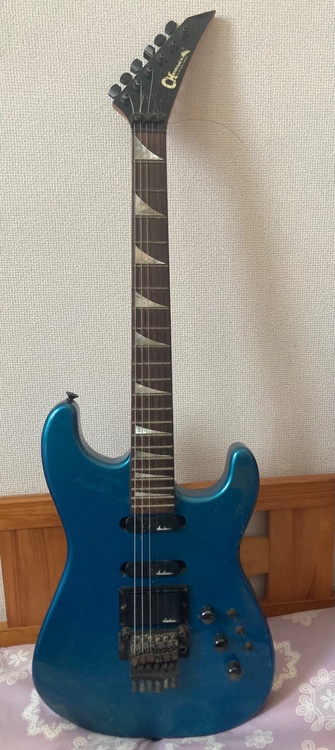 Charvel Model4（ピアノ・楽器・PA機材）の商品画像 - 査定依頼日：2026年8月12日 - 最高査定価格：31,000円