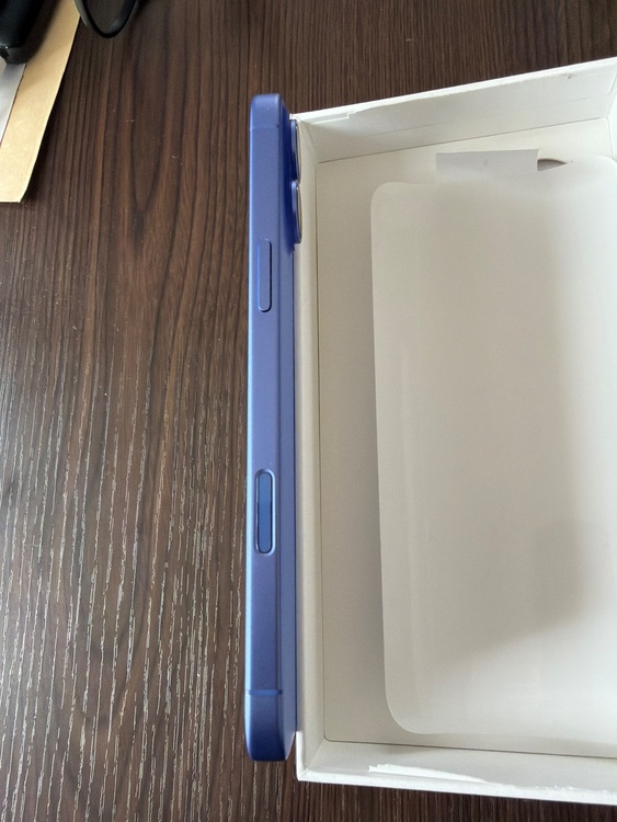 iPhone 16 Plus 256GB SIMフリー（スマホ）の商品画像 - 査定依頼日：2026年2月28日 - 最高査定価格：97,000円