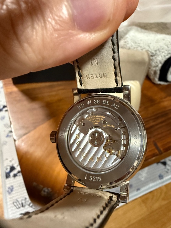 ブルガリ ブルガリブルガリ W BB38SR WGL ALLI BLUE AUTO DATE SL99（高級時計）の商品画像 - 査定依頼日：2026年3月4日 - 最高査定価格：1,500,000円