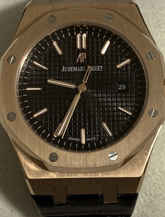 オーデマピゲ ロイヤルオーク （高級時計）の商品画像 - 査定依頼日：2026年1月7日 - 最高査定価格：7,500,000円