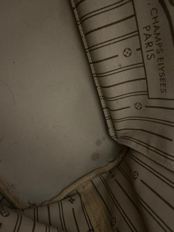 ルイヴィトン ネヴァーフル （ブランドバッグ）の商品画像 - 査定依頼日：2025年4月27日 - 最高査定価格：70,000円