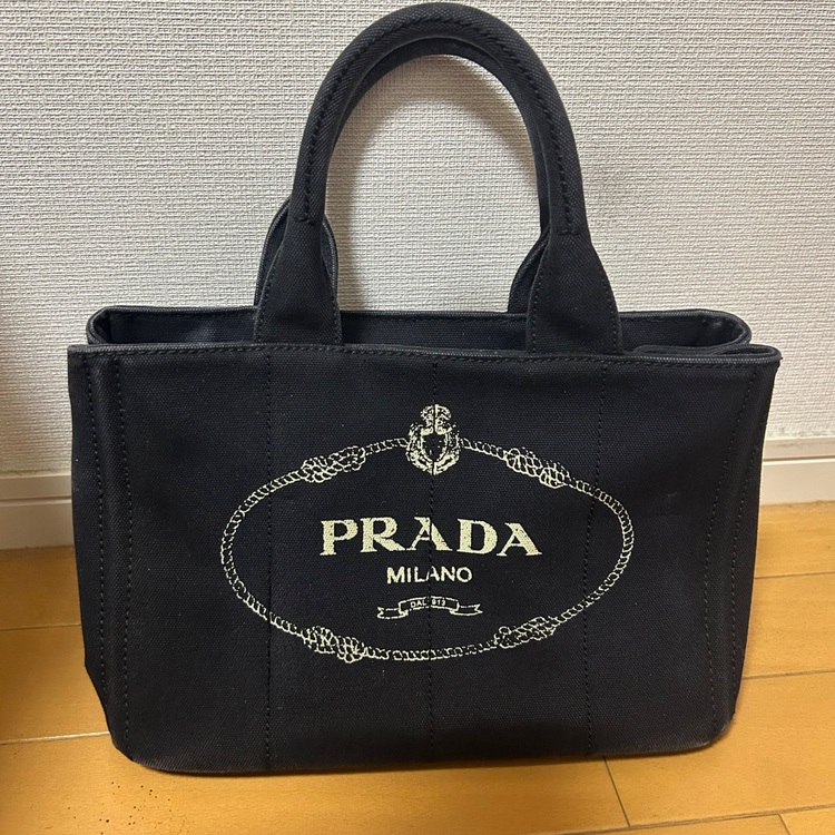 プラダ  （ブランドバッグ）の商品画像 - 査定依頼日：2025年9月25日 - 最高査定価格：52,000円