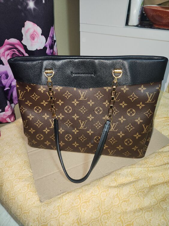 パラスショッパー（ブランドバッグ）の商品画像 - 査定依頼日：2025年9月17日 - 最高査定価格：150,000円