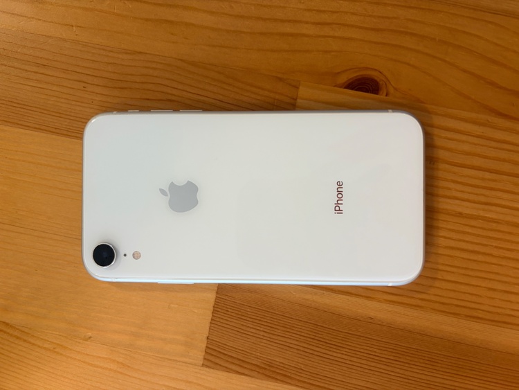 iPhone XR 128G（スマホ）の商品画像 - 査定依頼日：2026年9月17日 - 最高査定価格：10,000円