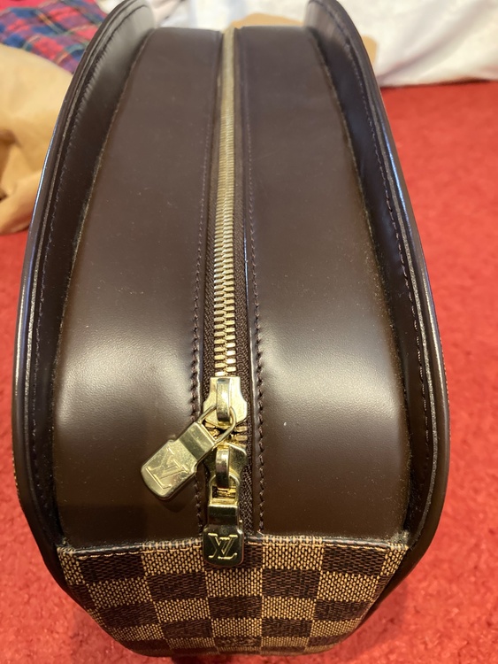 バッグ（ブランドバッグ）の商品画像 - 査定依頼日：2025年12月12日 - 最高査定価格：100,000円