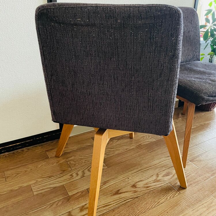 回転式椅子2脚（家具・寝具）の商品画像 - 査定依頼日：2025年10月27日 - 最高査定価格：3,000円