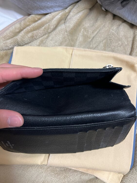 ルイヴィトン エピ （ブランドバッグ）の商品画像 - 査定依頼日：2025年1月4日 - 最高査定価格：5,000円