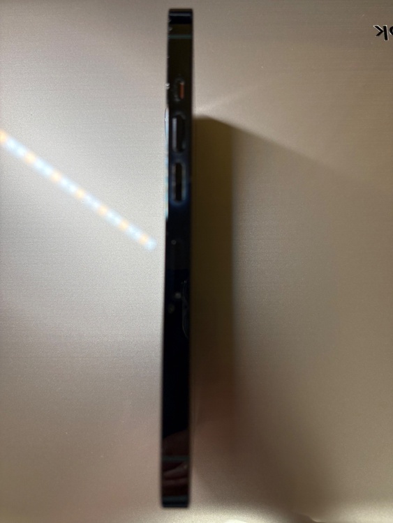 iPhone 13 Pro 256GB Softbank（スマホ）の商品画像 - 査定依頼日：2026年4月21日 - 最高査定価格：49,000円