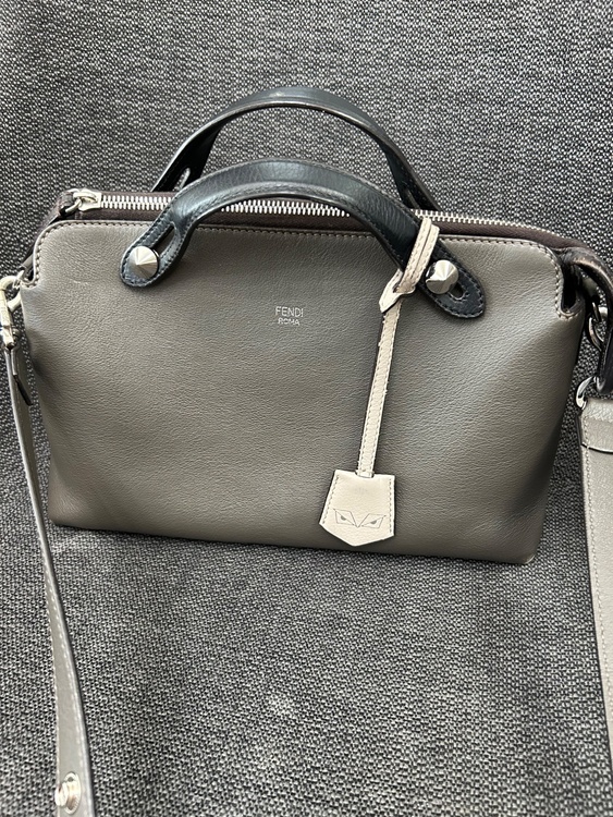 フェンディ  （ブランドバッグ）の商品画像 - 査定依頼日：2026年3月5日 - 最高査定価格：85,000円