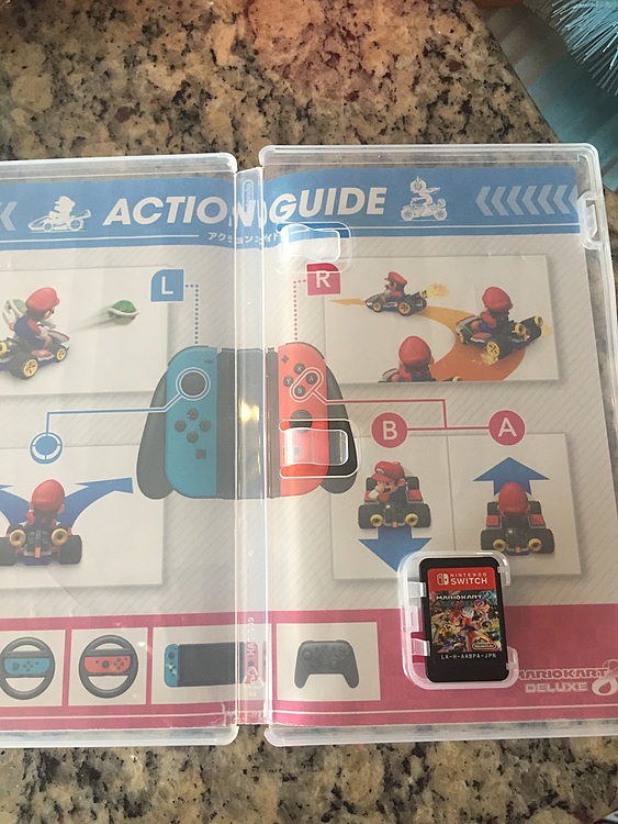 マリオカート8デラックス（ゲーム機本体・ゲームソフト）の商品画像 - 査定依頼日：2019年12月30日 - 最高査定価格：3,000円