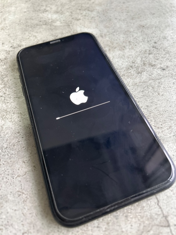 iPhoneXR（スマホ）の商品画像 - 査定依頼日：2026年4月29日 - 最高査定価格：16,000円