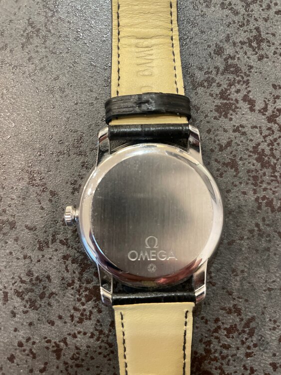 オメガ デ･ビル 424.13.40.20.01.00（高級時計）の商品画像 - 査定依頼日：2024年12月25日 - 最高査定価格：200,000円