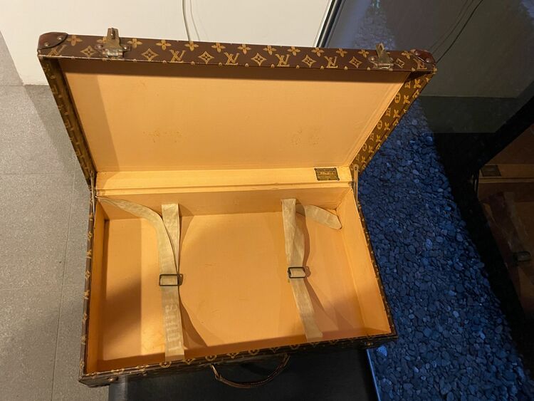 トランク（ブランドバッグ）の商品画像 - 査定依頼日：2025年8月12日 - 最高査定価格：1,000,000円