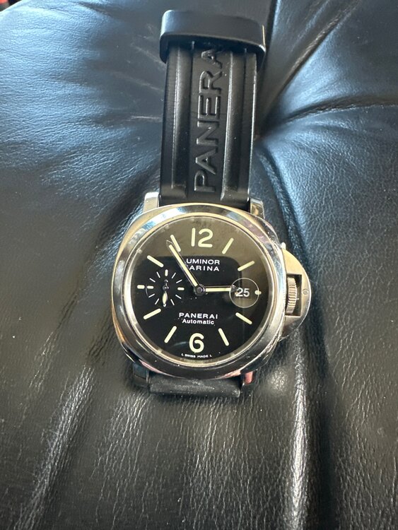 パネライ ルミノール 117870（高級時計）の商品画像 - 査定依頼日：2025年2月25日 - 最高査定価格：480,000円