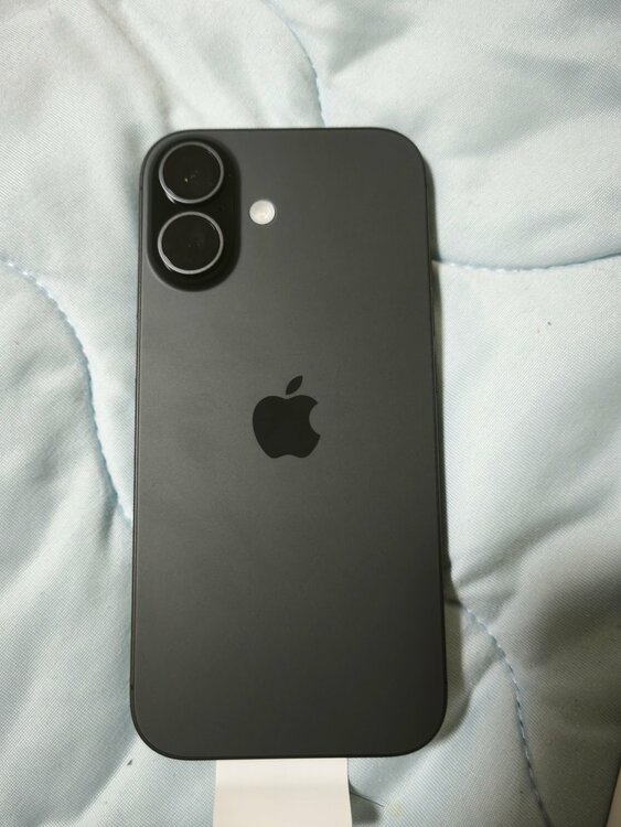 iPhone iPhone 17 256GB Softbank（スマホ）の商品画像 - 査定依頼日：2026年7月3日 - 最高査定価格：113,000円