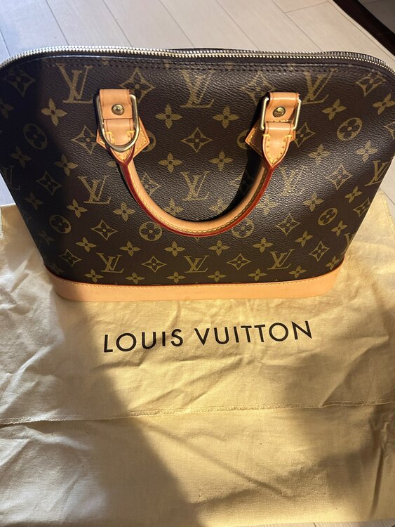 ルイヴィトン アルマ （ブランドバッグ）の商品画像 - 査定依頼日：2025年5月17日 - 最高査定価格：80,000円