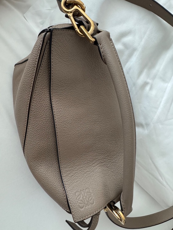 LOEWE パズルエッジ バッグ スモール（ソフトグレインカーフ）（ブランドバッグ）の商品画像 - 査定依頼日：2026年8月19日 - 最高査定価格：160,000円