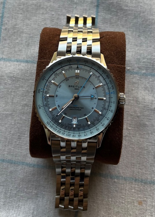ナビタイマーGMT41（高級時計）の商品画像 - 査定依頼日：2026年3月26日 - 最高査定価格：600,000円