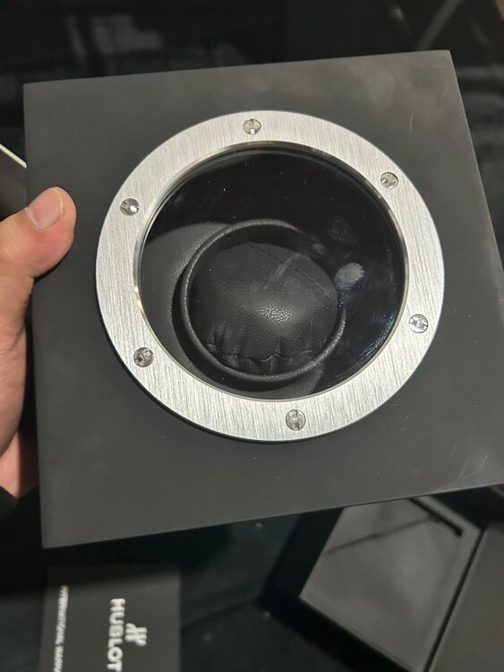 ウブロ クラシックフュージョン （高級時計）の商品画像 - 査定依頼日：2025年5月25日 - 最高査定価格：1,300,000円