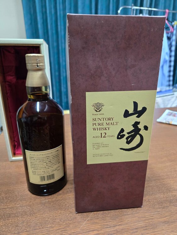 ウイスキー サントリー山崎 （お酒）の商品画像 - 査定依頼日：2026年1月22日 - 最高査定価格：100,000円