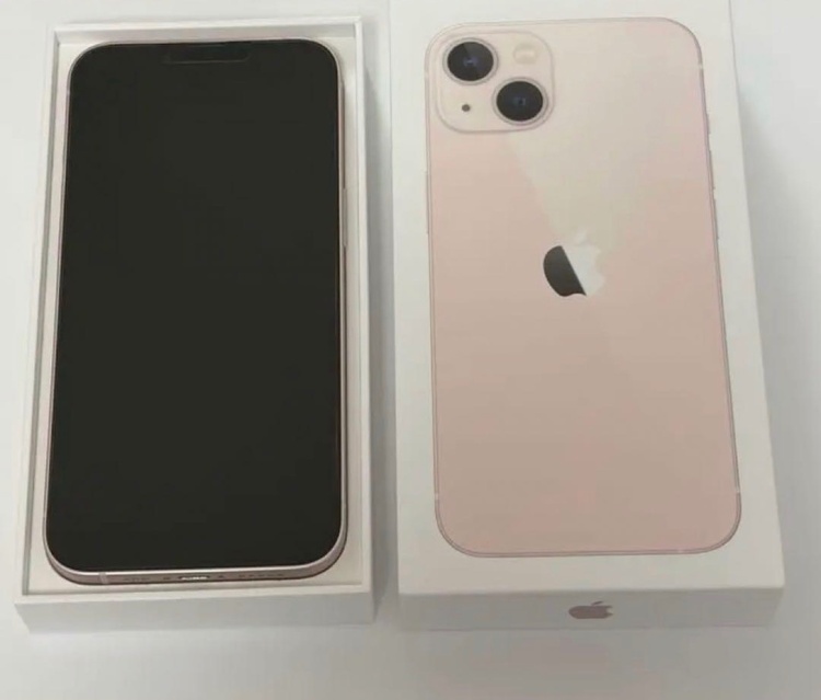 iPhone iPhone 13 128GB SIMフリー（スマホ）の商品画像 - 査定依頼日：2026年9月26日 - 最高査定価格：37,000円
