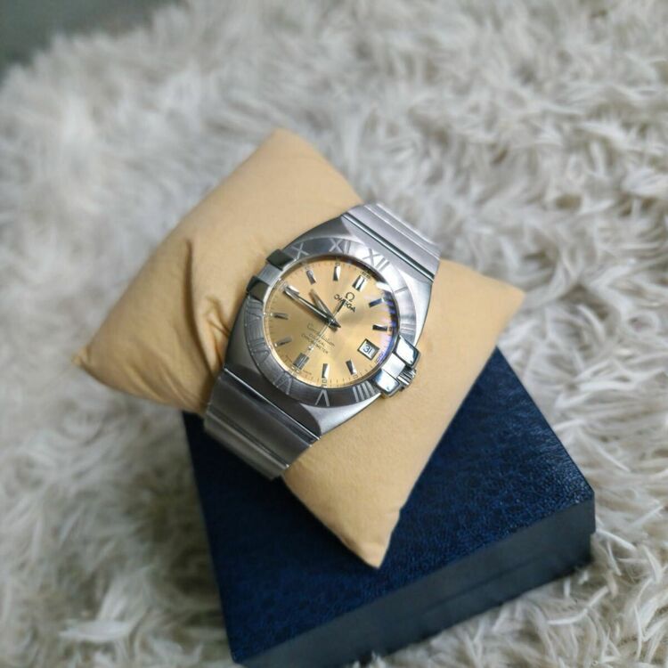 オメガ コンステーション  1503.10.00 Co-Axial Automatic（高級時計）の商品画像 - 査定依頼日：2025年6月17日 - 最高査定価格：205,000円