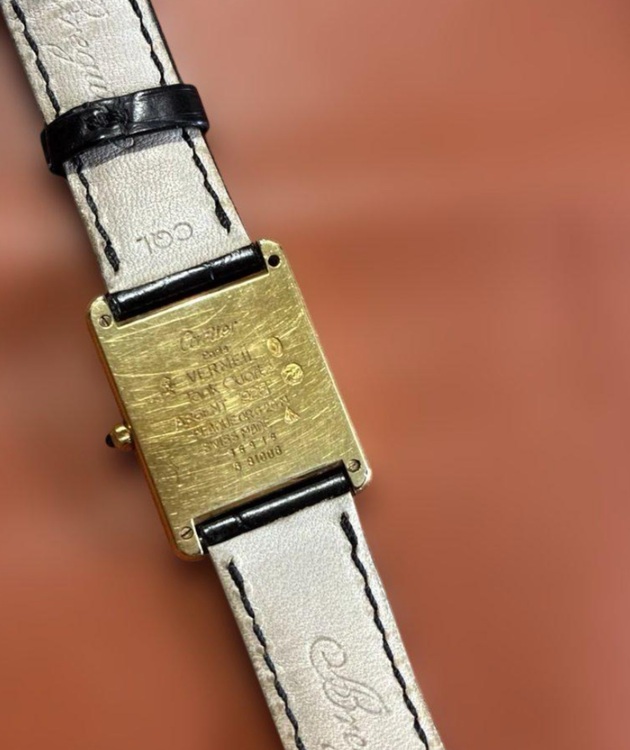 カルティエ タンク （高級時計）の商品画像 - 査定依頼日：2025年8月26日 - 最高査定価格：300,000円