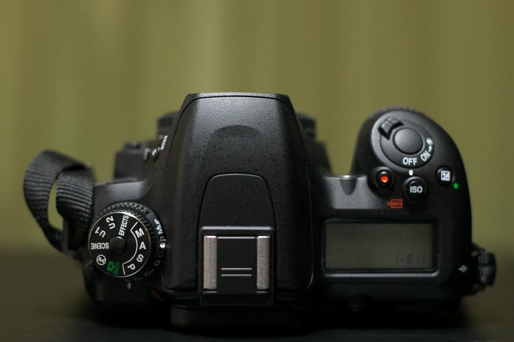 D7500 18-140 VR Kit（カメラ）の商品画像 - 査定依頼日：2026年4月4日 - 最高査定価格：60,000円